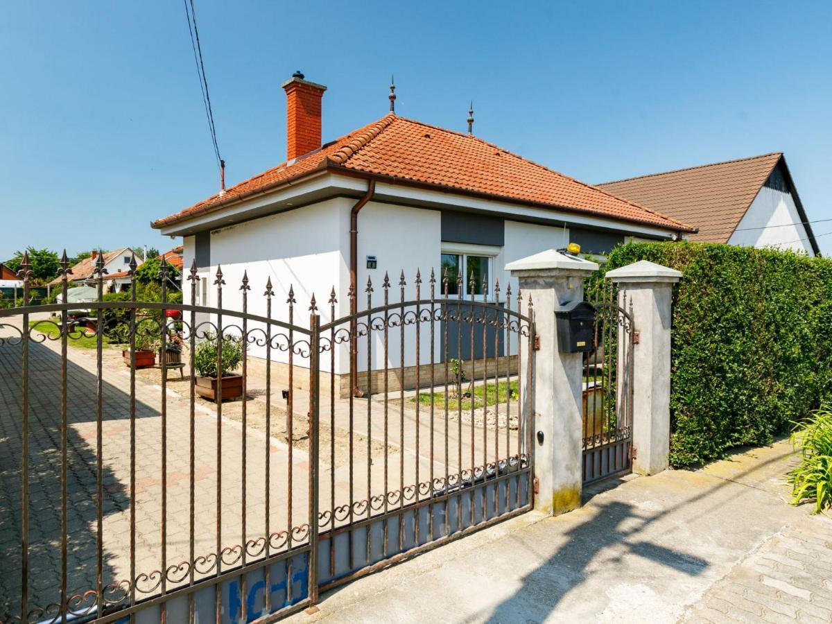 Holiday Home Ildiko By Interhome Balatonlelle Exterior photo